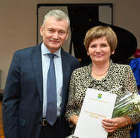 Слева – направо: В. Никольский, Н. Санталова.